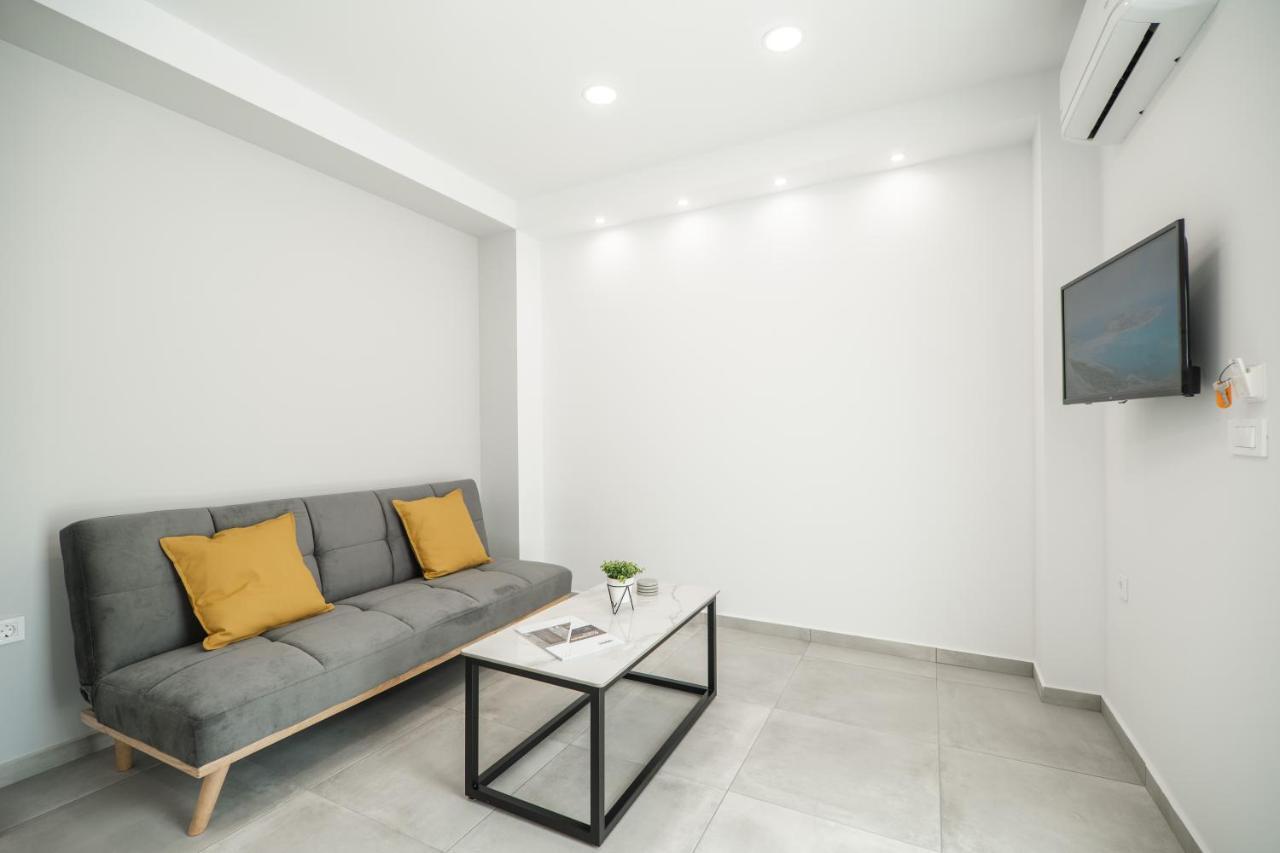 Kiani Apts Каливес Екстериор снимка